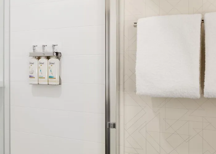 Express & South By Ihg Hotel Sheridan