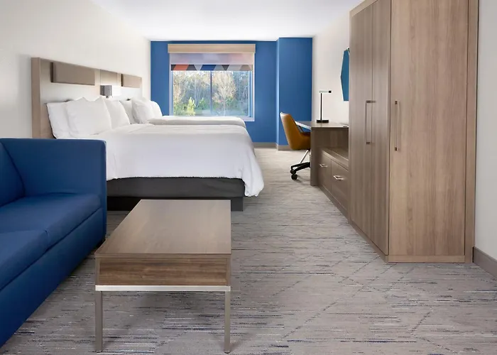 Express & South By Ihg Sheridan
