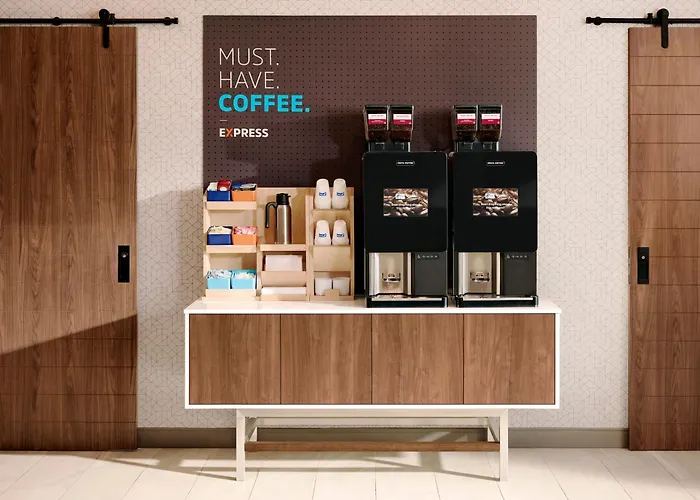Express & South By Ihg Sheridan